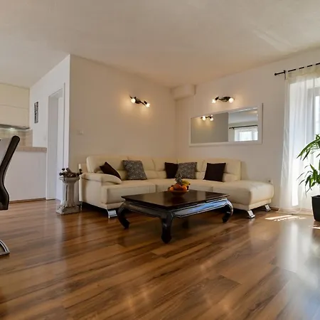 Apartment Ciciliani *