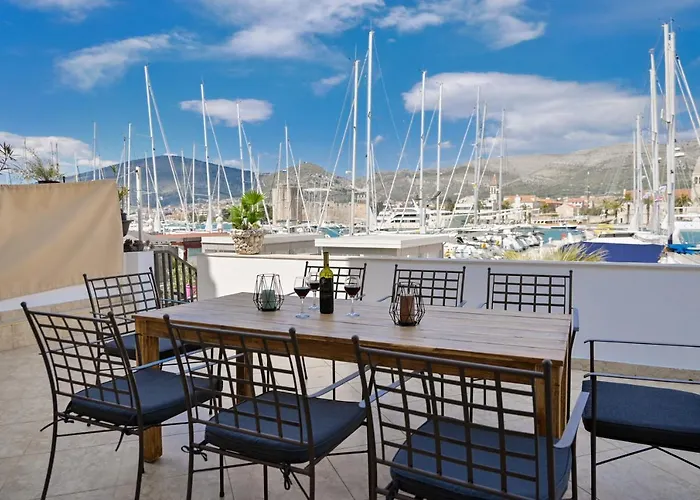 Daire Ciciliani Trogir
