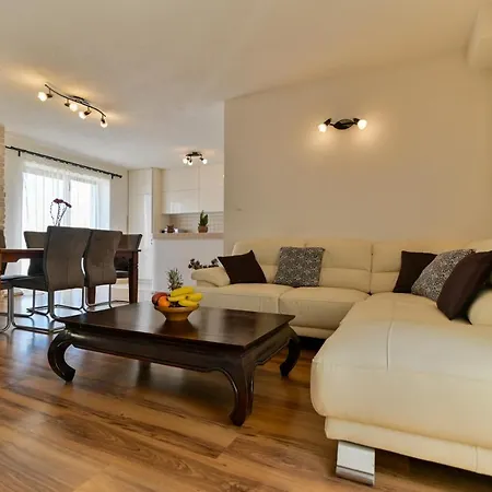 Apartment Ciciliani Trogir