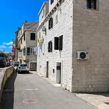 Ciciliani Apartment *